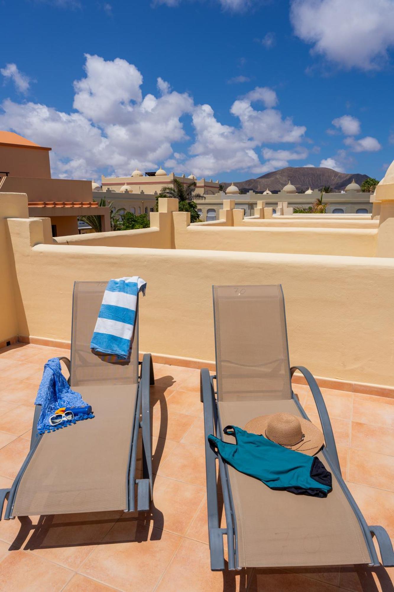 Villas Y Apartamentos El Sultan 科拉雷侯 外观 照片