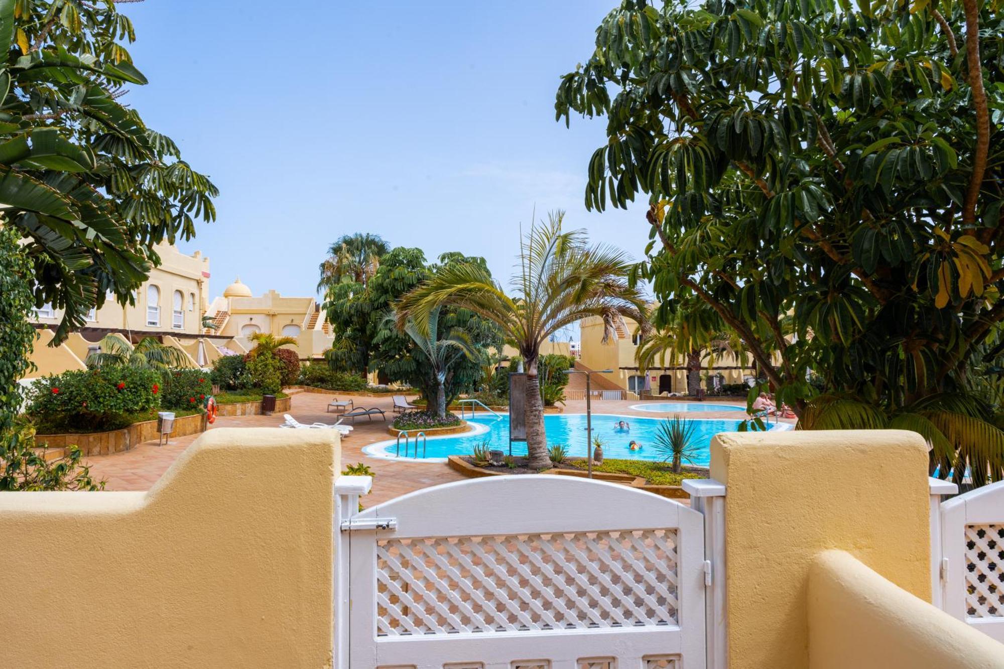 Villas Y Apartamentos El Sultan 科拉雷侯 外观 照片