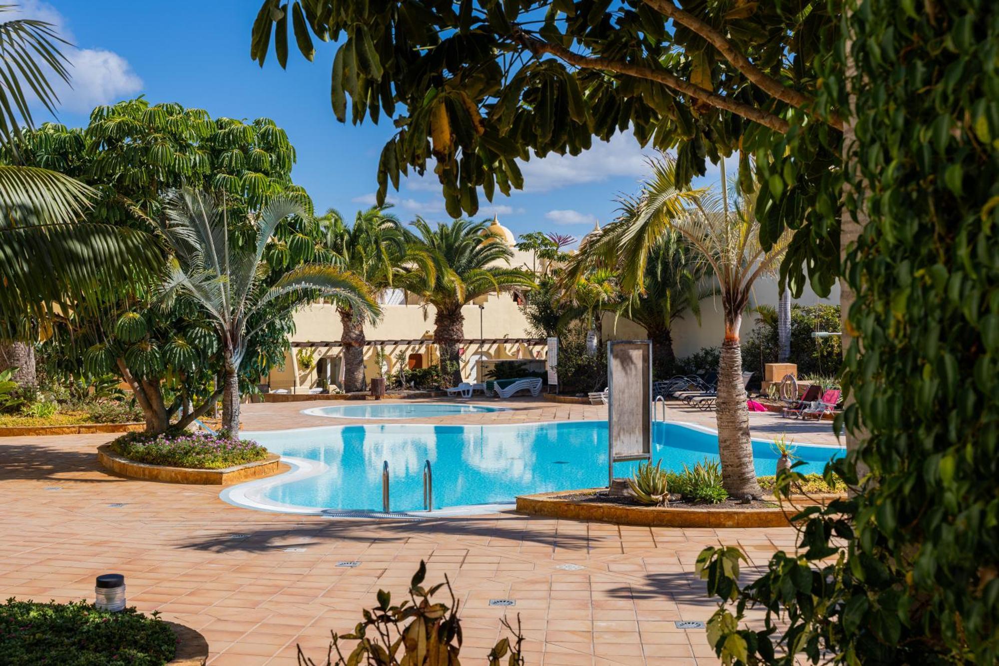 Villas Y Apartamentos El Sultan 科拉雷侯 外观 照片